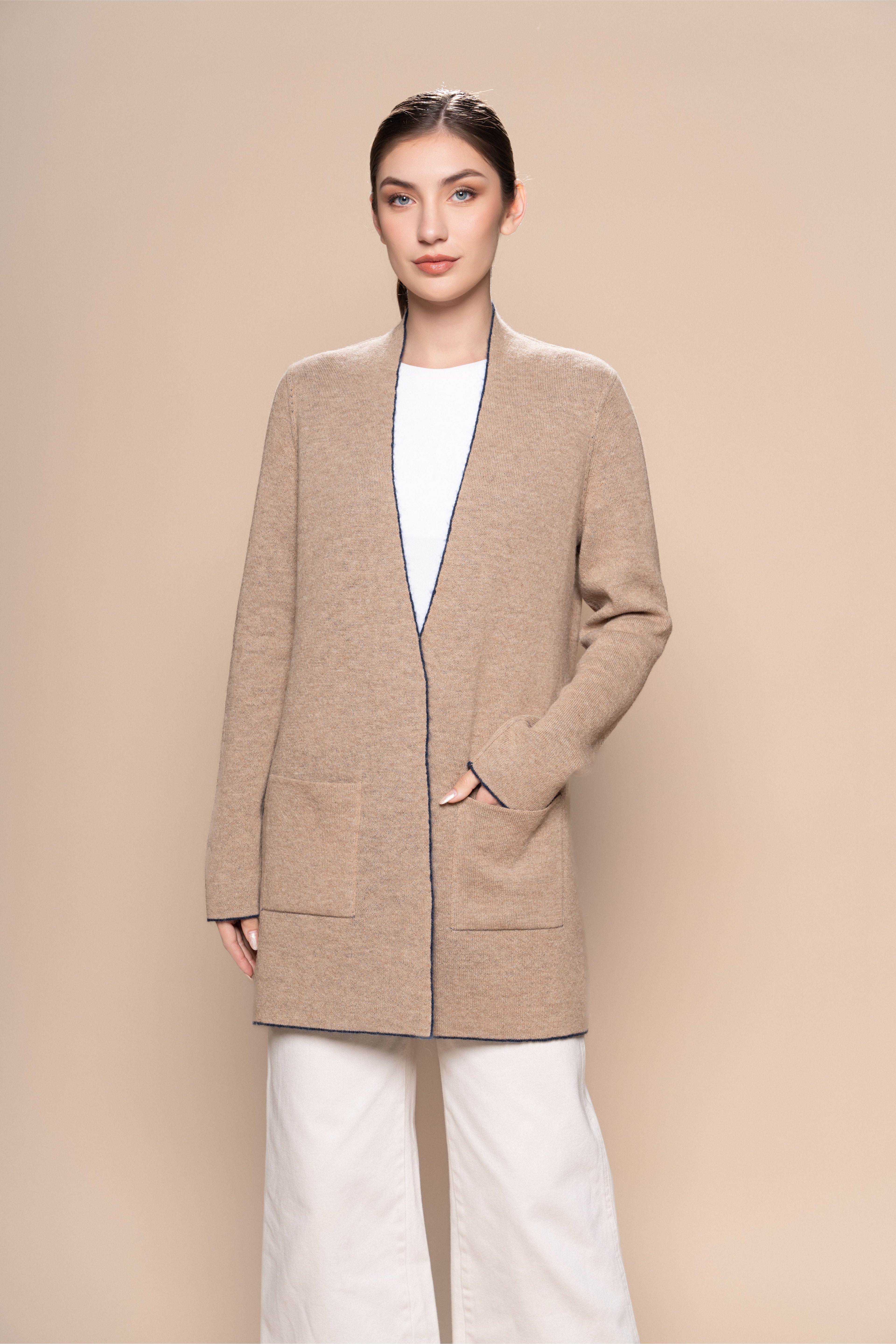 Andes Cardigan – Navy Blue & Beige