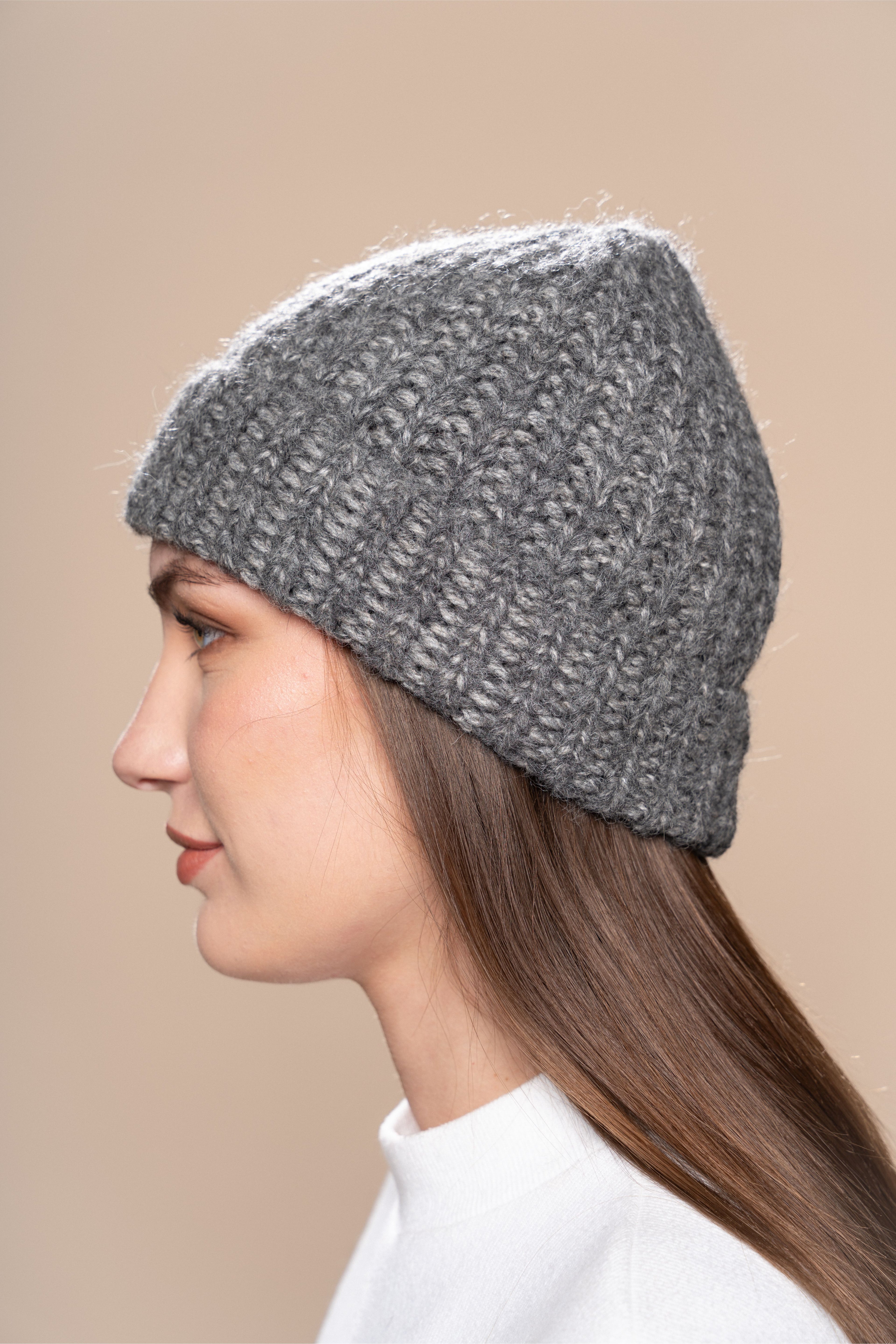 Chunky Alpaca Beanie – Light Grey