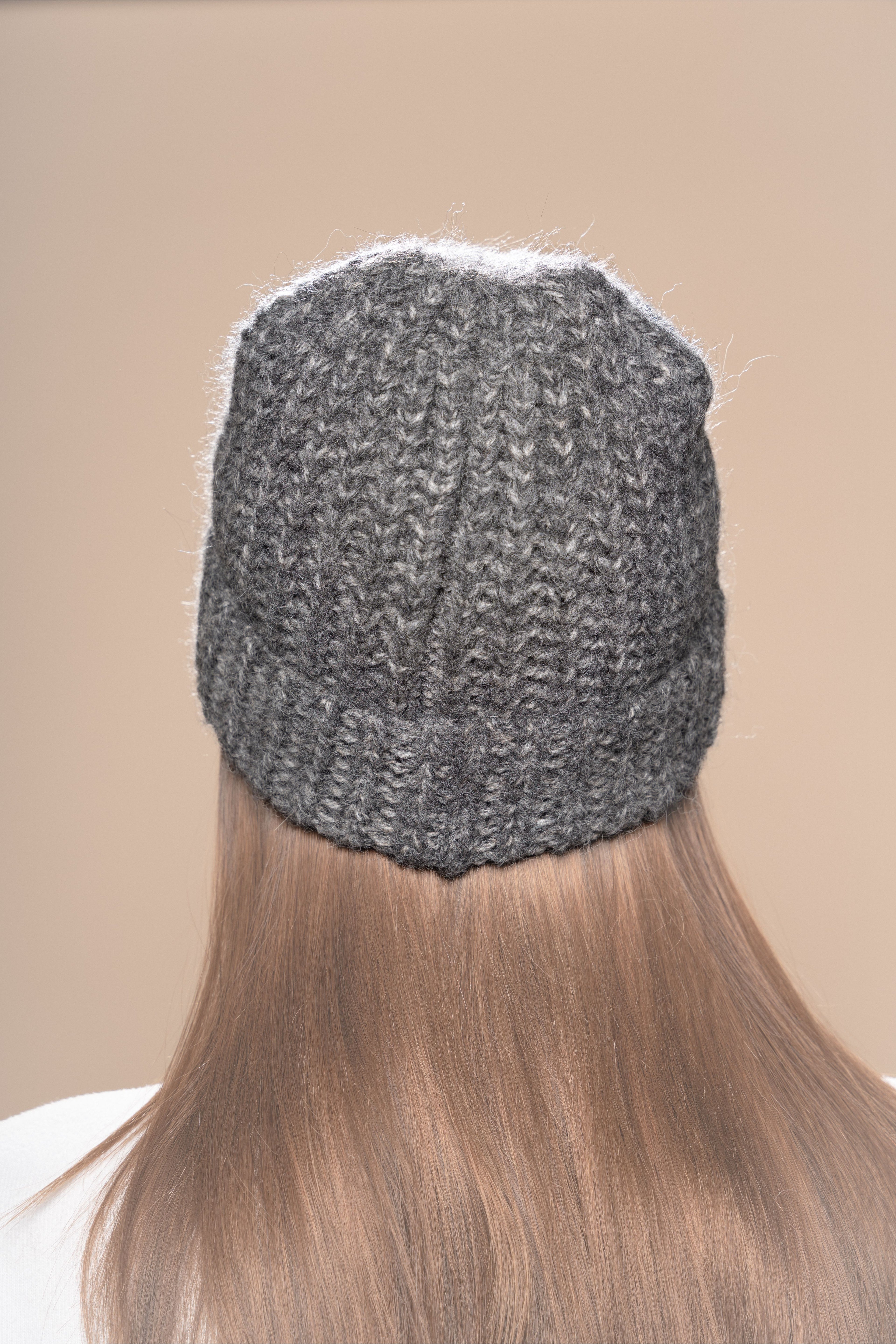 Chunky Alpaca Beanie – Light Grey